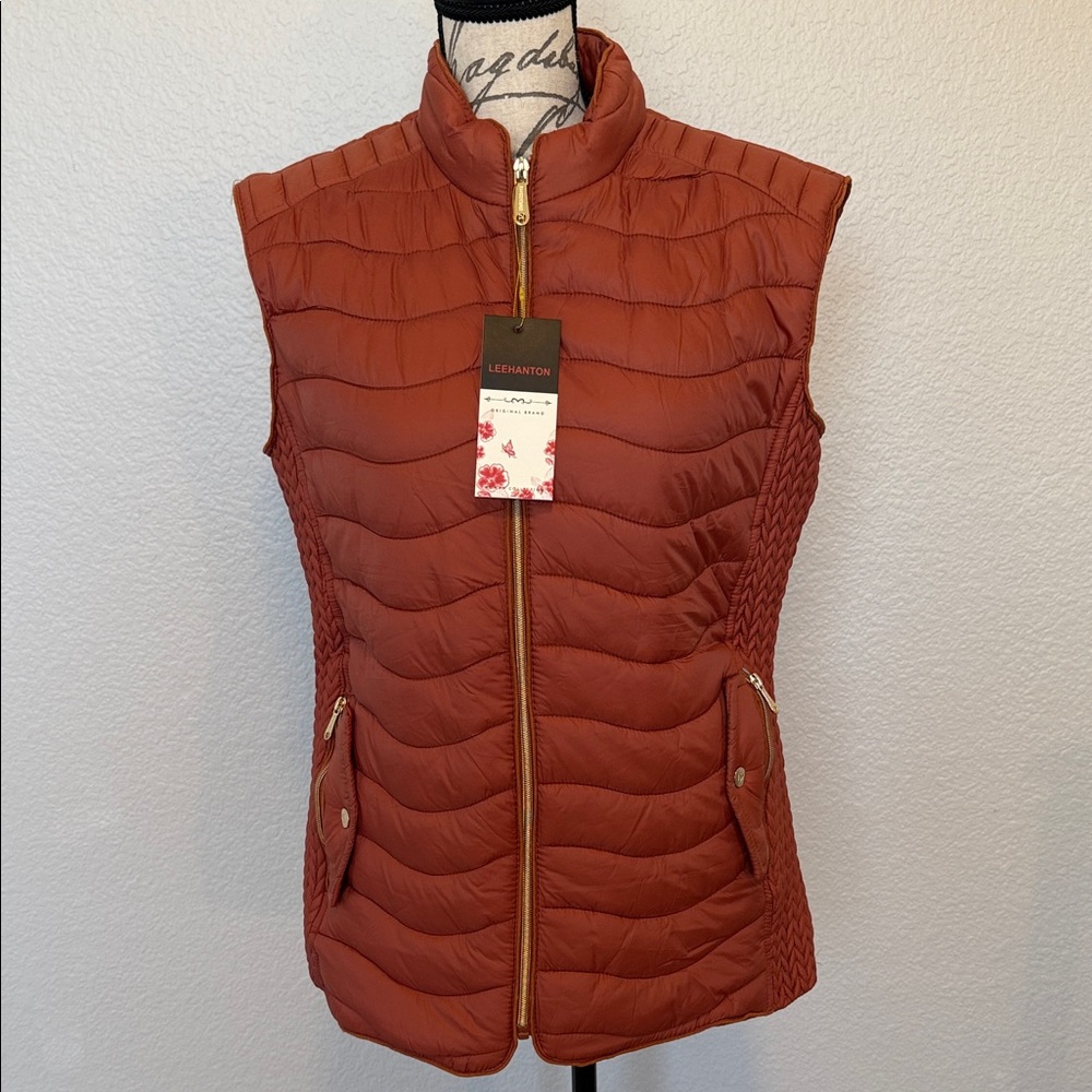 Orange Spice Quilted Vest with Gold Accents Fully lined Sz L